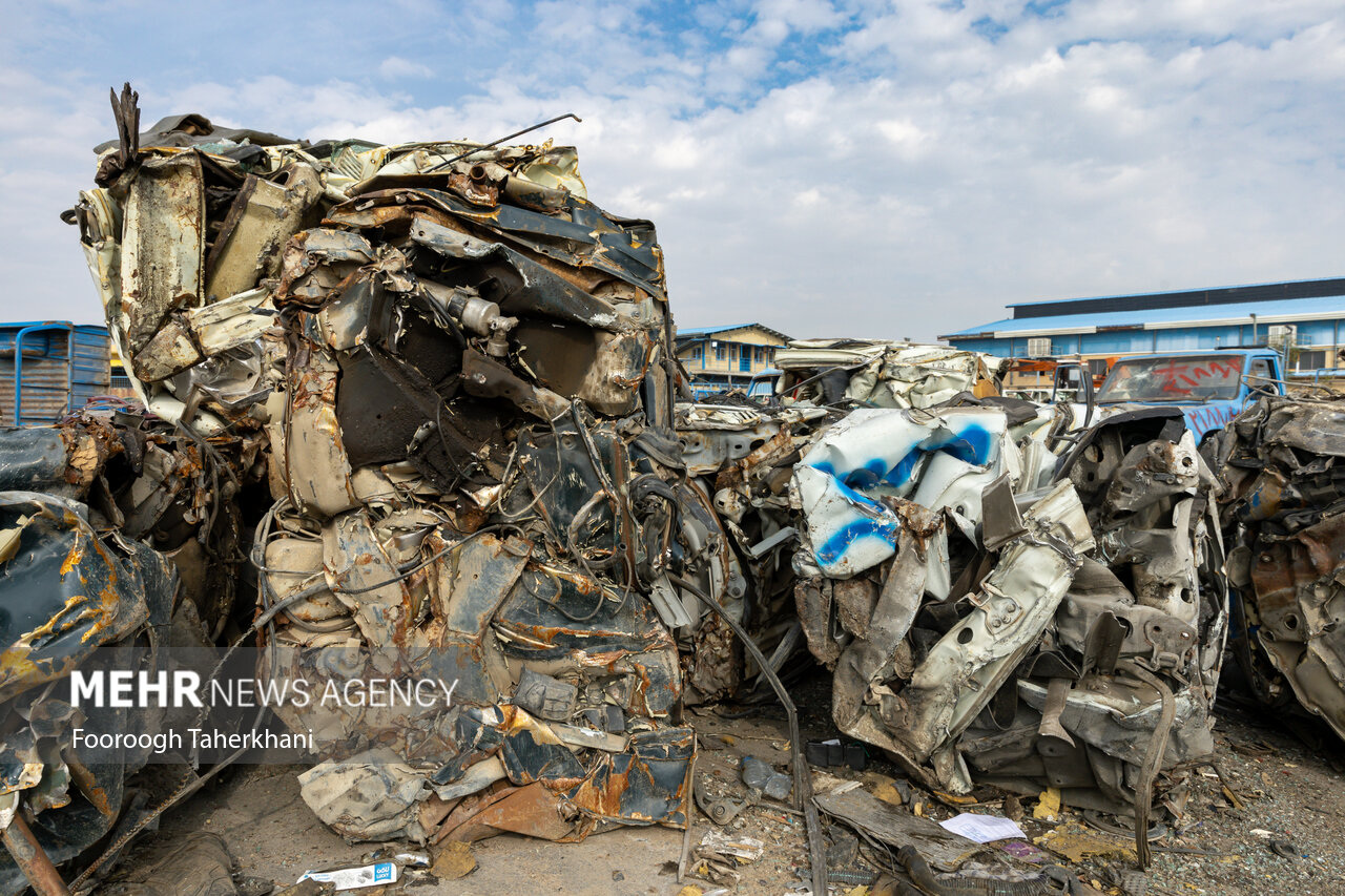 استخراج ۲۱۵ هزار تن فولاد و آلومینیوم از اسقاط خودرو