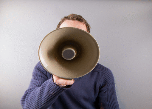 آیا کنترل صدایمان دست خودمان است؟