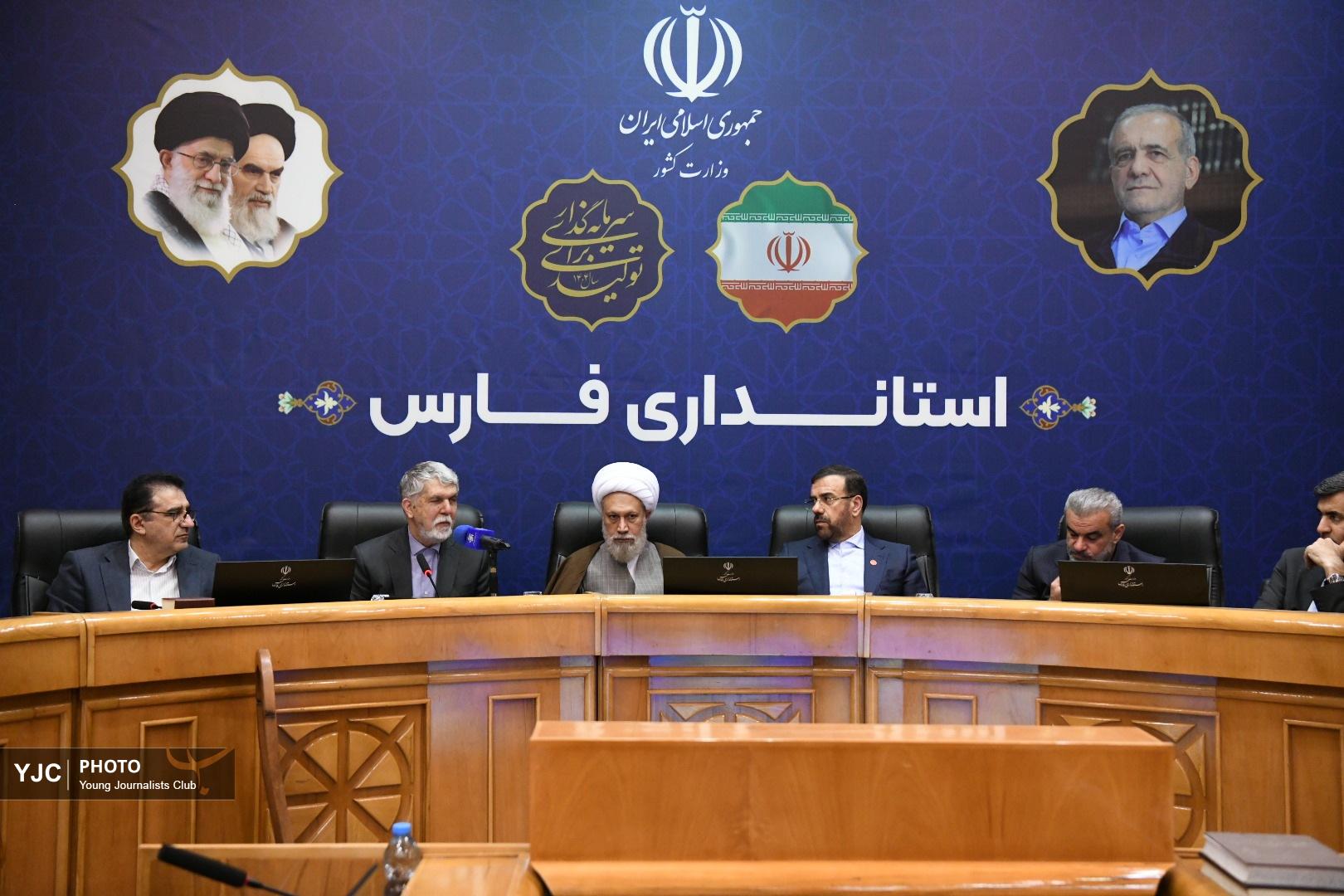 شیراز باید با رویدادهای فرهنگی جایگاه سومین حرم اهل‌بیت(ع) را تثبیت کند