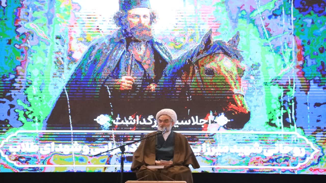 بزرگداشت شهید میرزا کوچک جنگلی و شهدای روحانی در رشت + تصاویر و فیلم