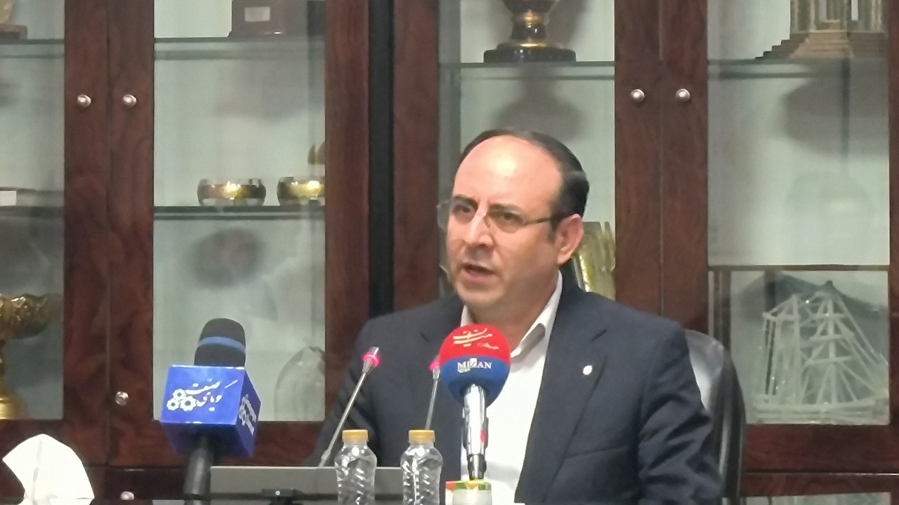 حضور ۹۷ هزار نفر در آزمون وکالت کانون وکلا/ ۶۰ درصد از شرکت کنندگان بانوان هستند