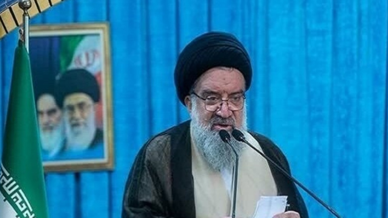 آیت‌الله خاتمی: بی‌حجابی شکستن زیست عفیفانه و اهانت به دین و قانون است