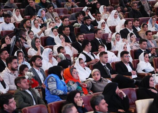 برگزاری جشن ازدواج ۱۱۴ زوج دارای معلولیت در برج میلاد