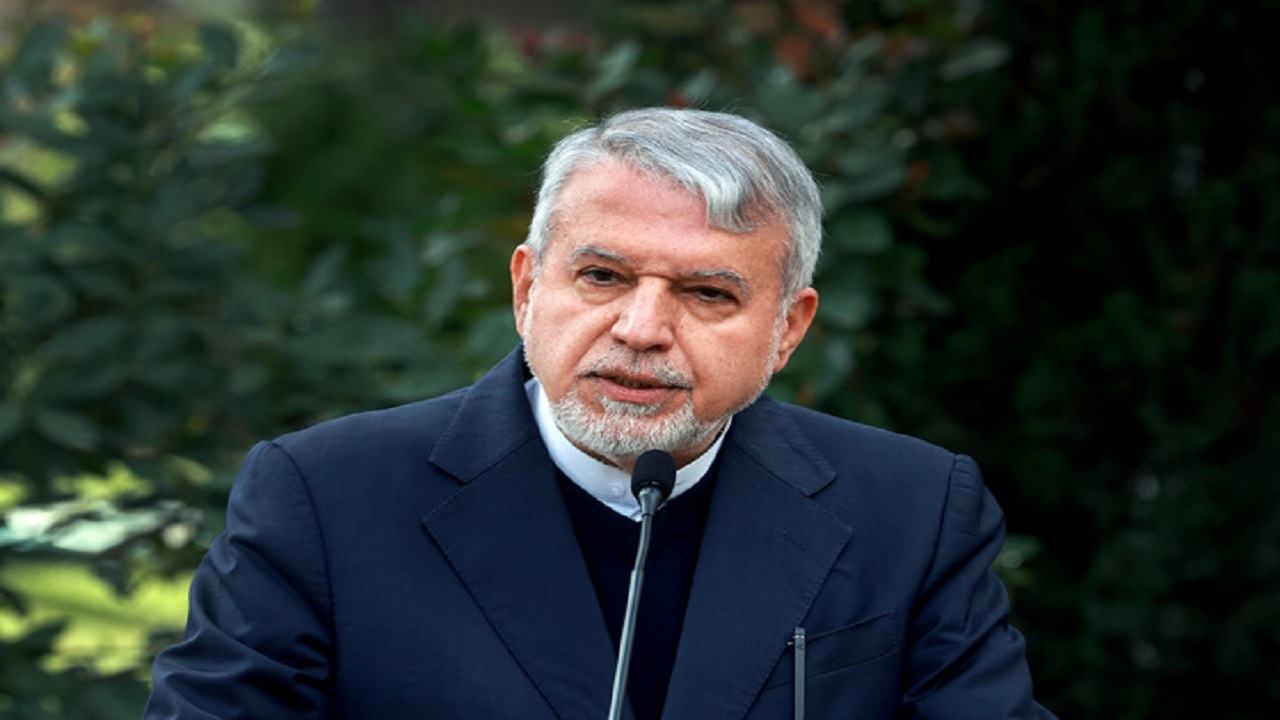 راه نجات از بحران‌ها بازگشت به اندیشه‌های امام راحل است