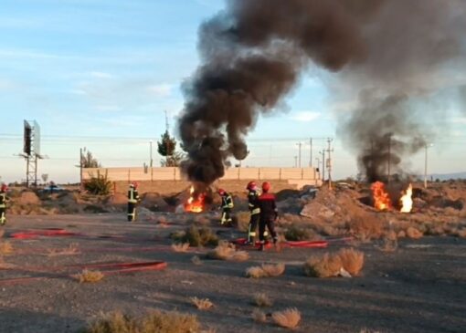انفجار خط لوله گاز در مرکز شهرستان کهگیلویه؛ ۲ نفر مجروح شدند