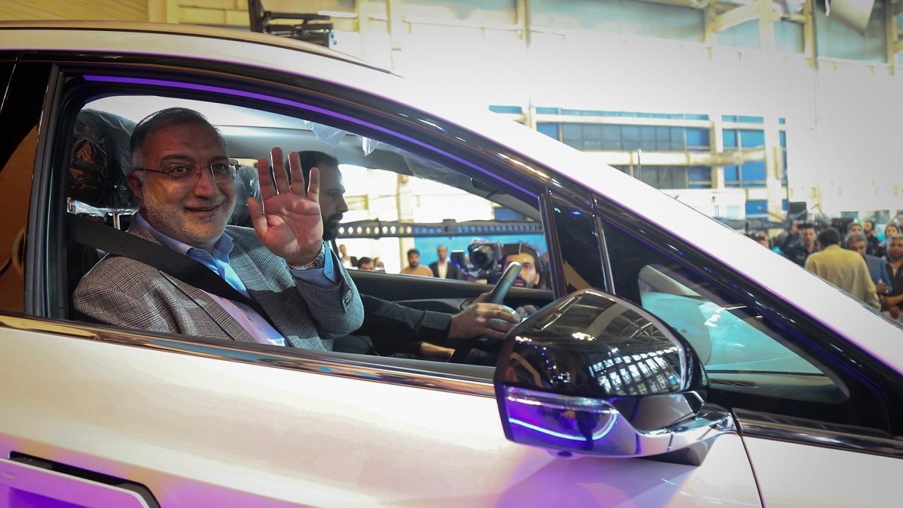 تاکسی اینترنتی «شهرزاد» در ایستگاه ناکامی؛ سامانه‌ای که هنوز راه نمی‌رود!