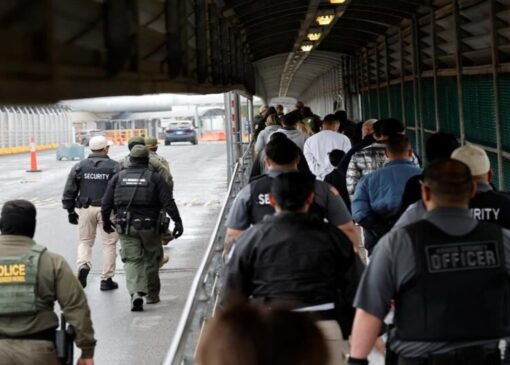 بازداشت گسترده مهاجران بدون سابقه کیفری در آمریکا + فیلم