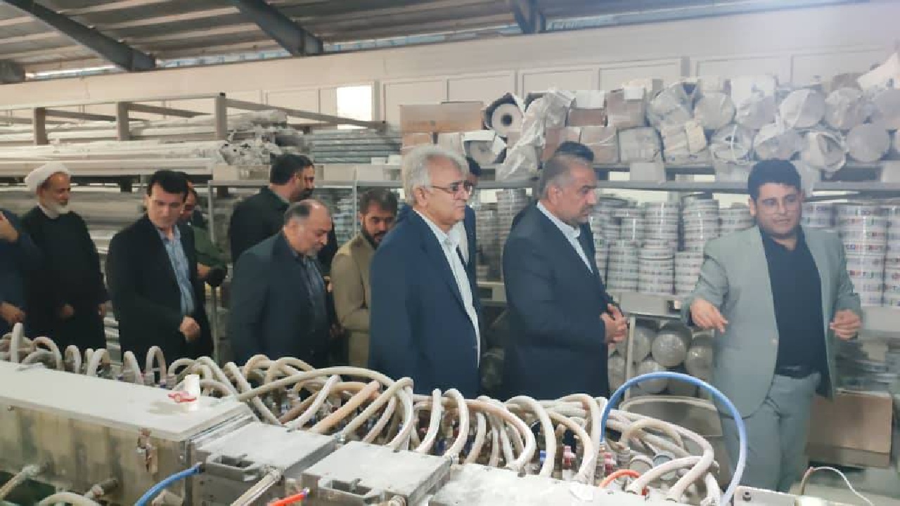 ستاد اقتصاد مقاومتی پای درد ِدل فعالان اقتصادی/ بازدید میدانی از واحدهای تولیدی رامیان