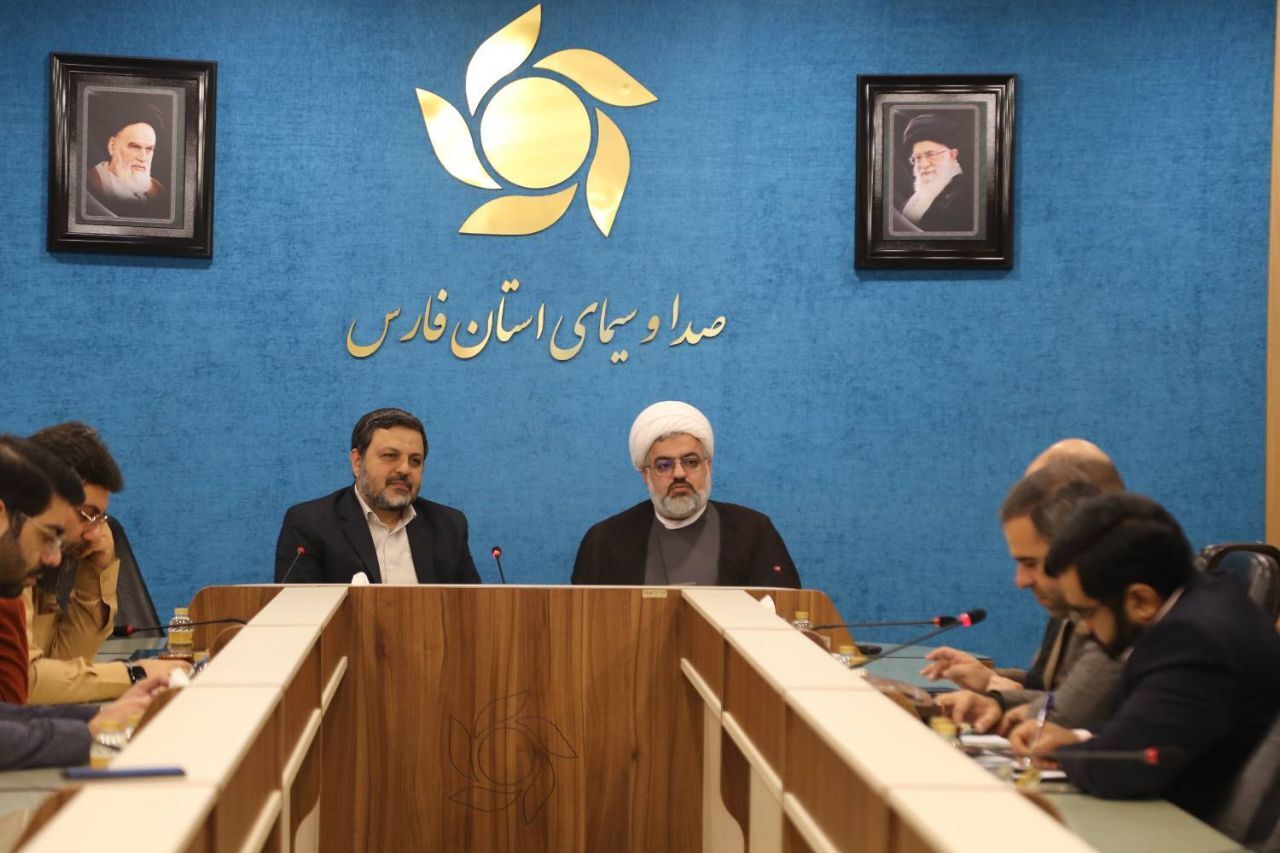 استان فارس قطب قرآنی کشور است