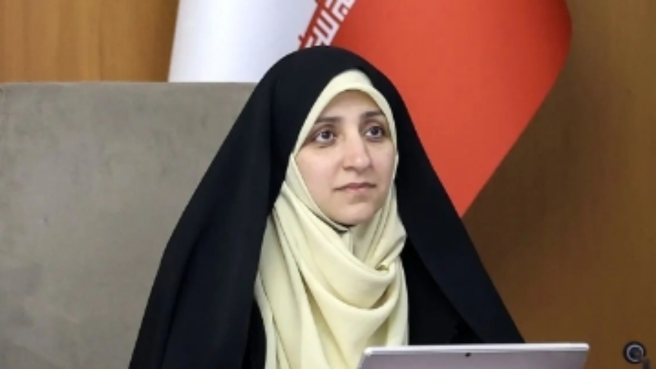 بهروز آذر: مسیر پیشرفت ایران بدون حضور هم‌زمان مردم امکان‌پذیر نیست