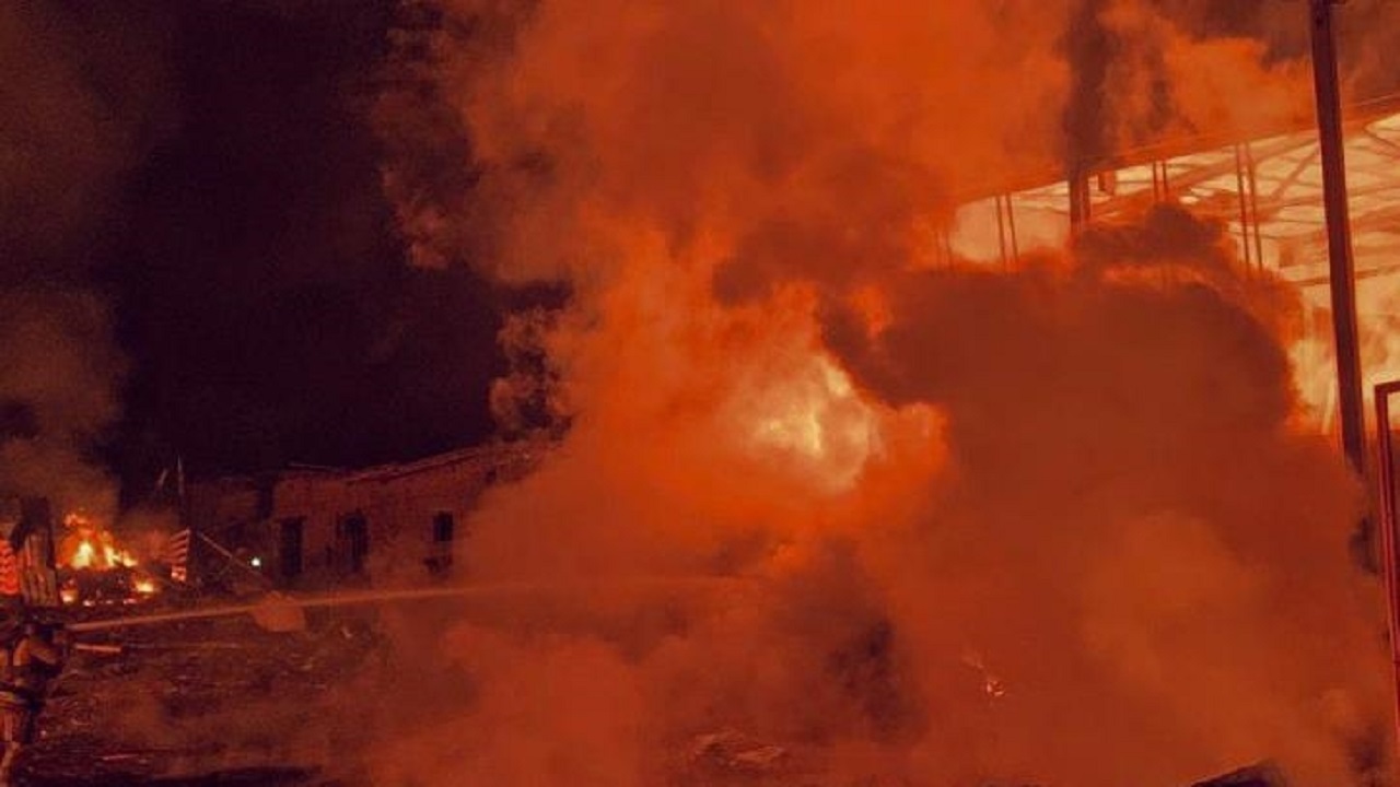 یک کشته در آتش‌سوزی بازاری در سن پترزبورگ