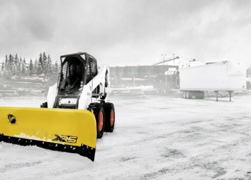 ۴۵ کیلومتر برف‌روبی و ۱۸۳ مورد ریزش‌برداری در پی بارش‌های ایلام