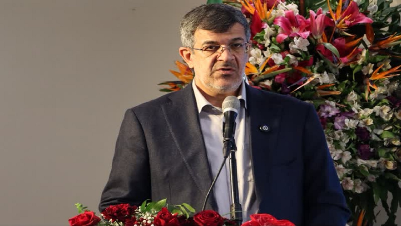 ۴۴ درصد بیمه شدگان تامین اجتماعی یزد غیربومی هستند/ استان یزد با کمبود آب مواجه است