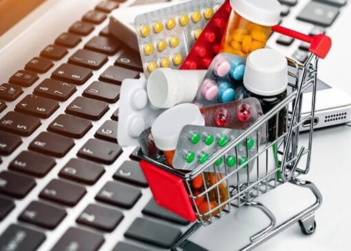 عدم کمبود دارو با پرداخت به موقع معوقات صندوق‌های بیمه‌گر + فیلم