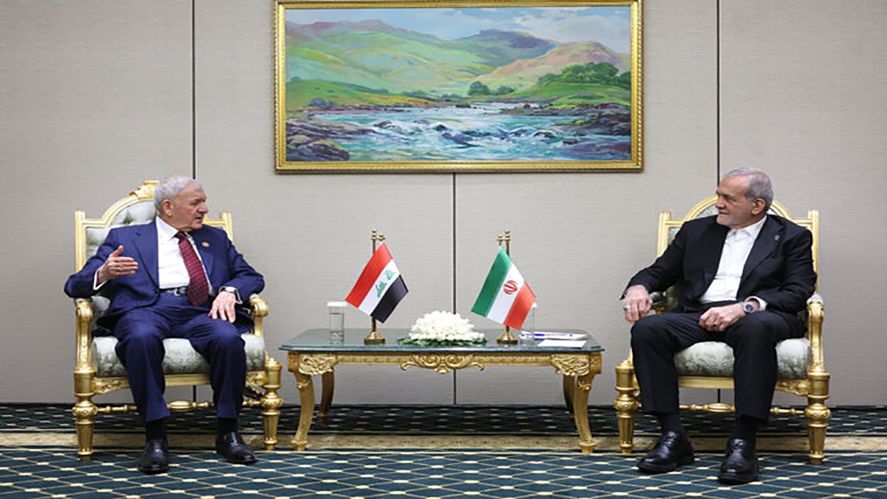 پزشکیان: تکمیل پروژه ریلی بصره-شلمچه از اولویت‌های اصلی ایران برای گسترش روابط با عراق است