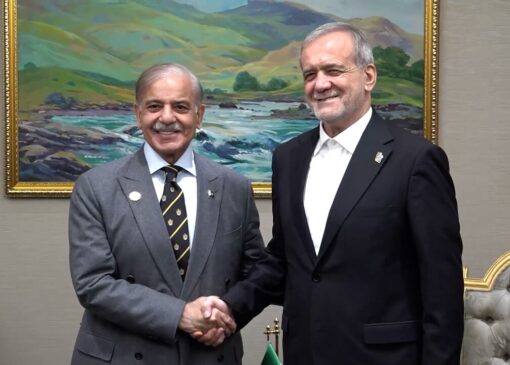 تاکید سران ایران و پاکستان بر تقویت همکاری‌های مشترک و تسریع در اجرای توافقات