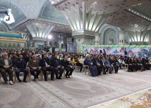 همایش نسل آرمانی با حضور ۲۰۰۰ دانش‌آموز قرآنی منطقه ۱۹ در حرم مطهر امام خمینی (ره)