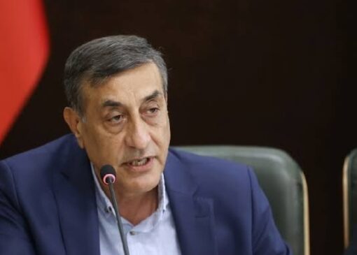 «سرو میوه، شیرینی، شام و ناهار» در همایش‌ها و جلسات اداری ممنوع شد