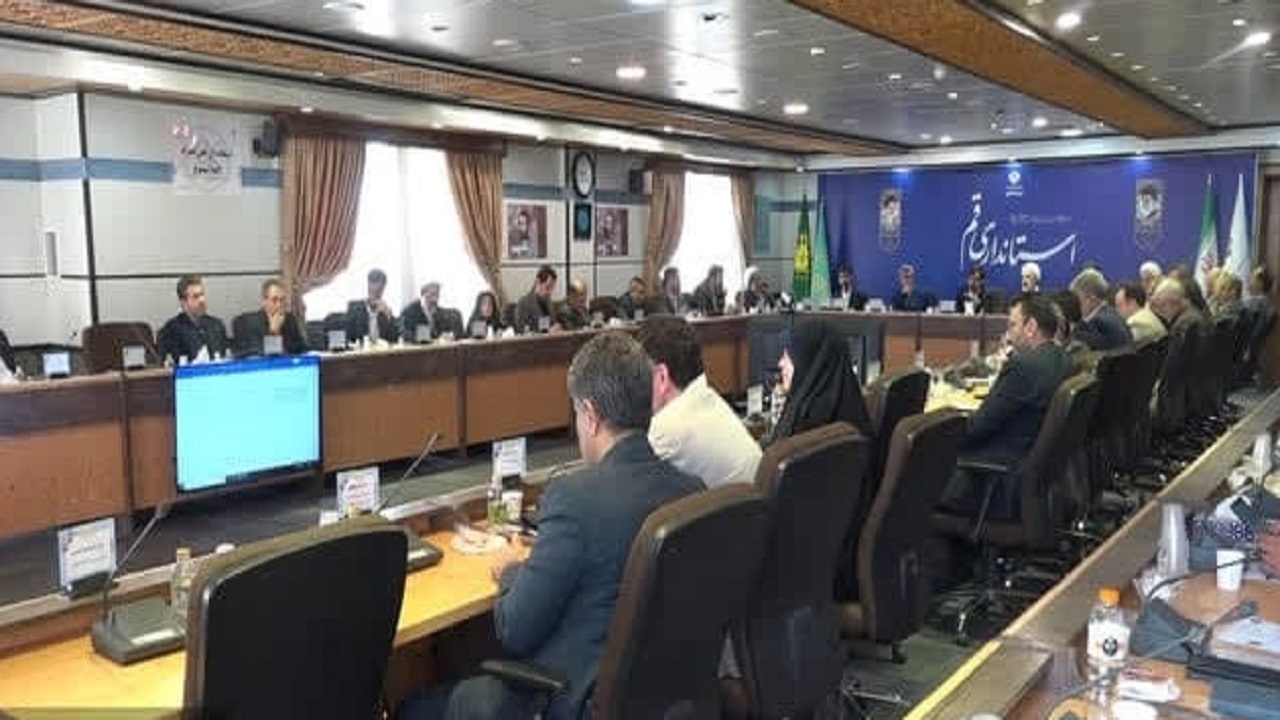 تلاش برای رشد بیش از ۲/۵ درصدی بهره وری استان قم در برنامه هفته توسعه