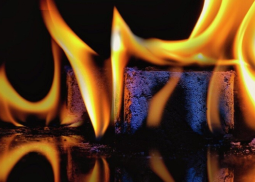 ابداع نوع جدیدی از پلاستیک که در برابر آتش مقاوم است