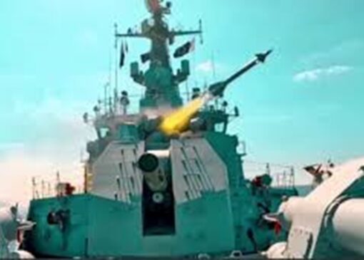 نیروی دریایی پاکستان سامانه موشکی آزمایش کرد + فیلم