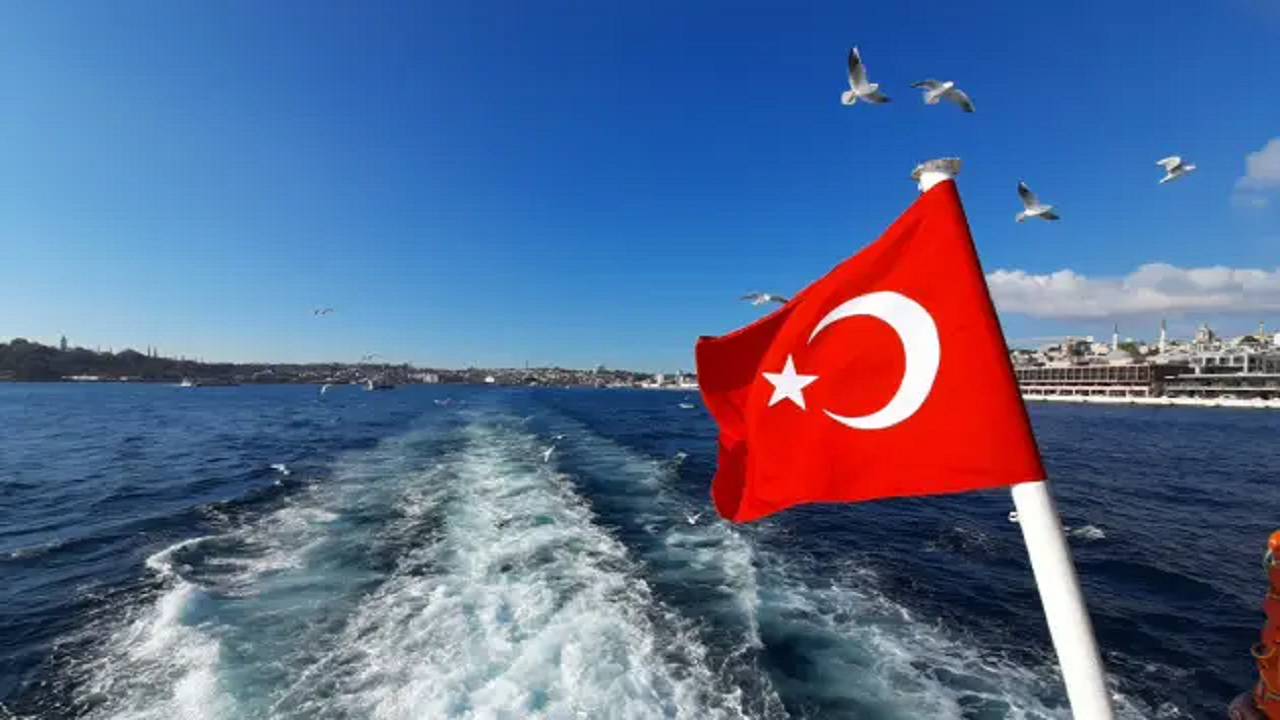 ترکیه پهپاد کنترل‌ناپذیر را بر فراز دریای سیاه سرنگون کرد