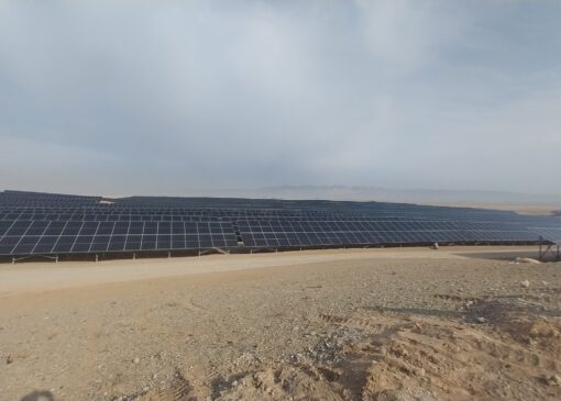 بهره‌برداری از نیروگاه ۶۳ مگاواتی خورشیدی در شهرک صنعتی آباد تا قبل از ۲۲ بهمن