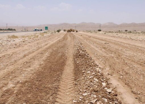 درخواست اهالی روستای استلج آوج برای مرمت و نوسازی آسفالت جاده