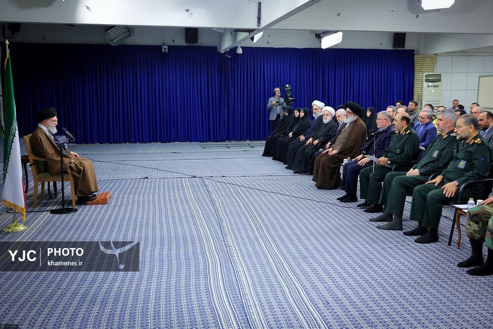 دیدار دست‌اندرکاران کنگره شهدای استان البرز