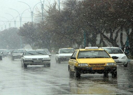 برگزاری جلسه مدیریت بحران بارش‌های پیش‌رو در اداره کل هواشناسی یزد/ تداوم سامانه بارشی در یزد تا روز شنبه