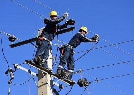 بازگشت تدریجی برق قشم به مدار پایدار تا ظهر امروز۲۷ آذر