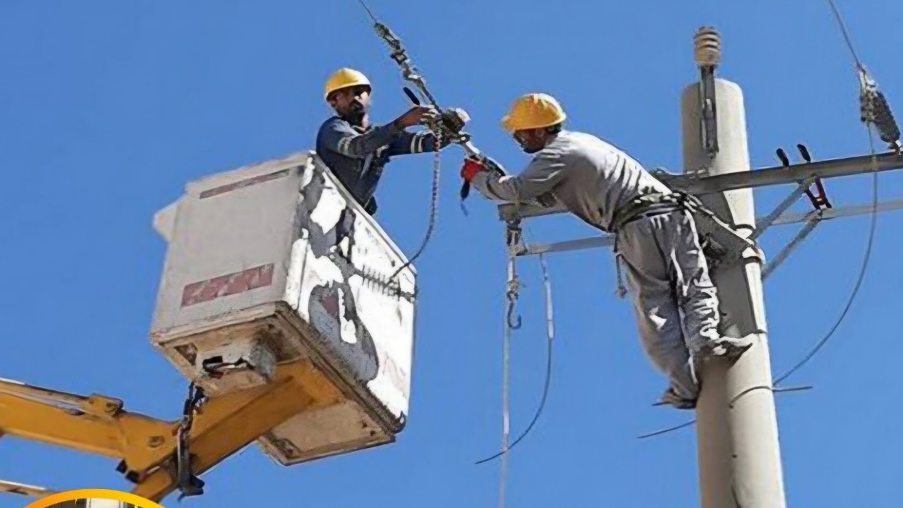 آمادگی تیم‌های عملیاتی شرکت توزیع برق سیستان و بلوچستان در پی شرایط جوی حاکم در استان