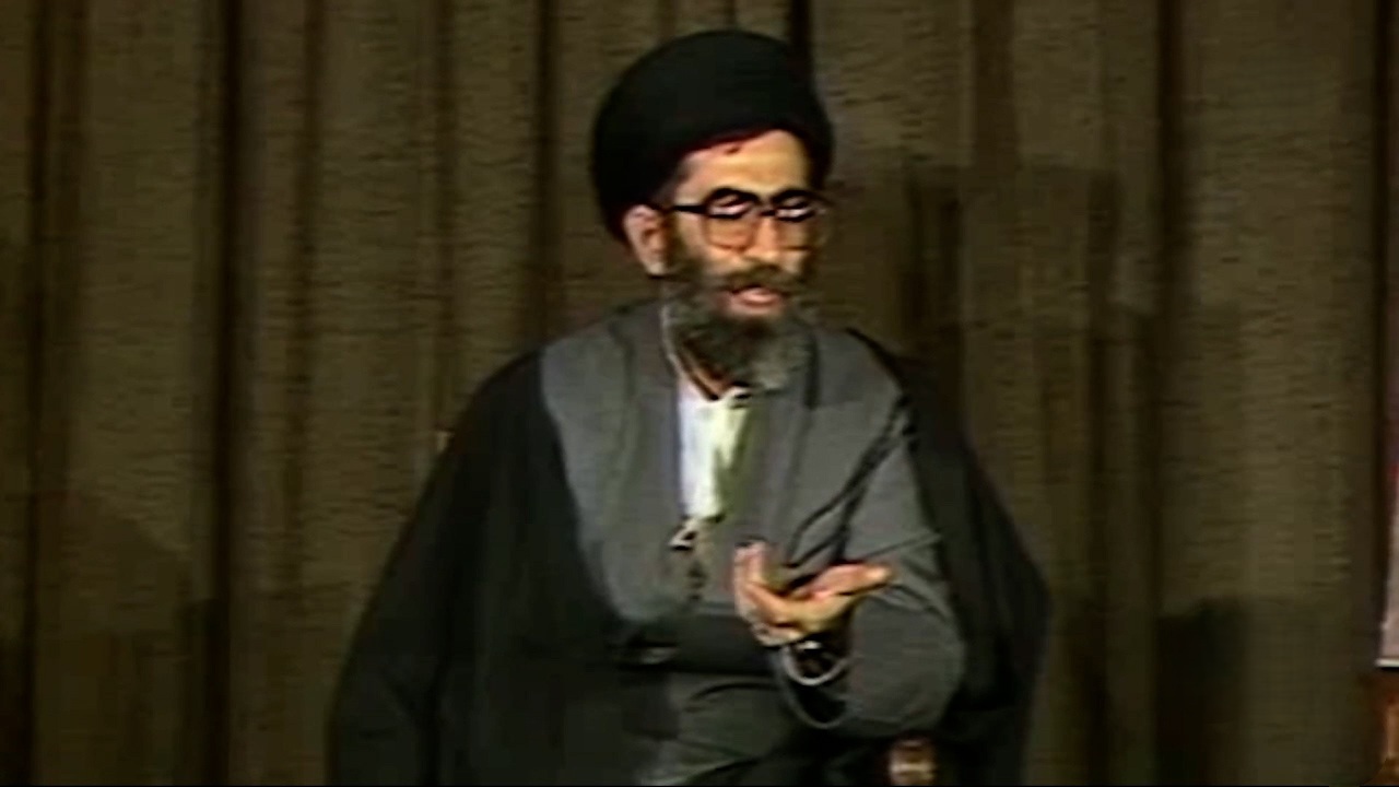 تفسیر عبارت «خداوند بهترین روزی دهندگان است» از زبان رهبر انقلاب + فیلم