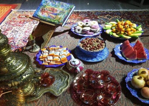 یلدای سالم؛ از خواص درمانی میوه‌های سرخ تا هشدار درباره آجیل‌های شور