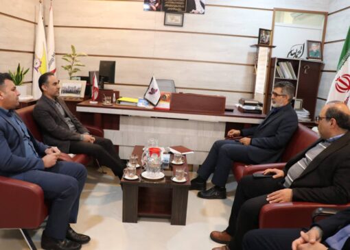 تملک ۲۰۰ هکتار اراضی در سورمق برای شهرک تخصصی انرژی خورشیدی