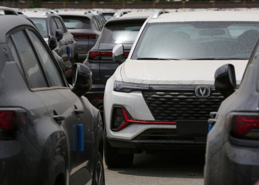 آیین‌نامه اجرایی حقوق ورودی واردات خودروی شخصی ایرانیان خارج از کشور اصلاح شد