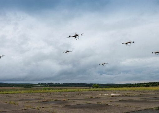 آماده‌باش امنیتی در آلمان؛ رصد ۱۰۰۰ پهپاد بر فراز مراکز حساس