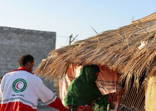 آبرسانی و خدمات درمانی در روستا‌های سیستان و بلوچستان در نذر خدمت هلال احمر
