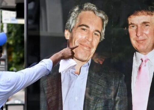 ترامپ حداقل چهار بار با هواپیمای اپستین پرواز کرده بود + فیلم