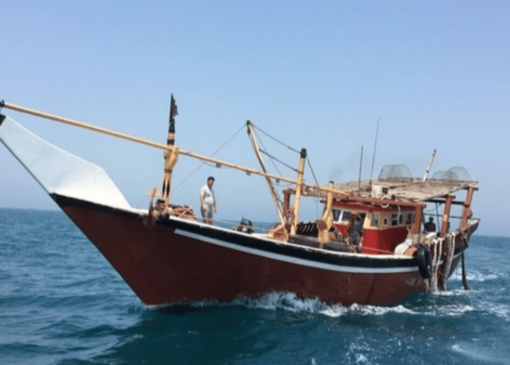 توقیف ۲ فروند لنج حامل مواد مخدر و سوخت قاچاق در بندر چابهار