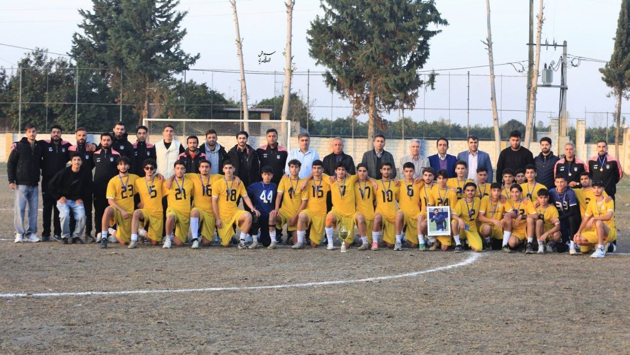 سرود قهرمانی دانش فریدونکنار در لیگ برتر فوتبال زیر ۱۷ سال مازندران
