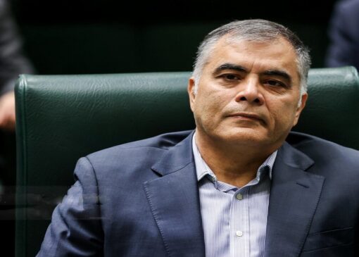 بازگشت ارز حاصل از فروش نفت زیر نظر بانک مرکزی انجام می‌شود