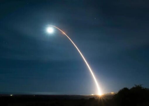 حمله مرگبار آمریکا به داعش با موشک‌های تاماهاک + فیلم