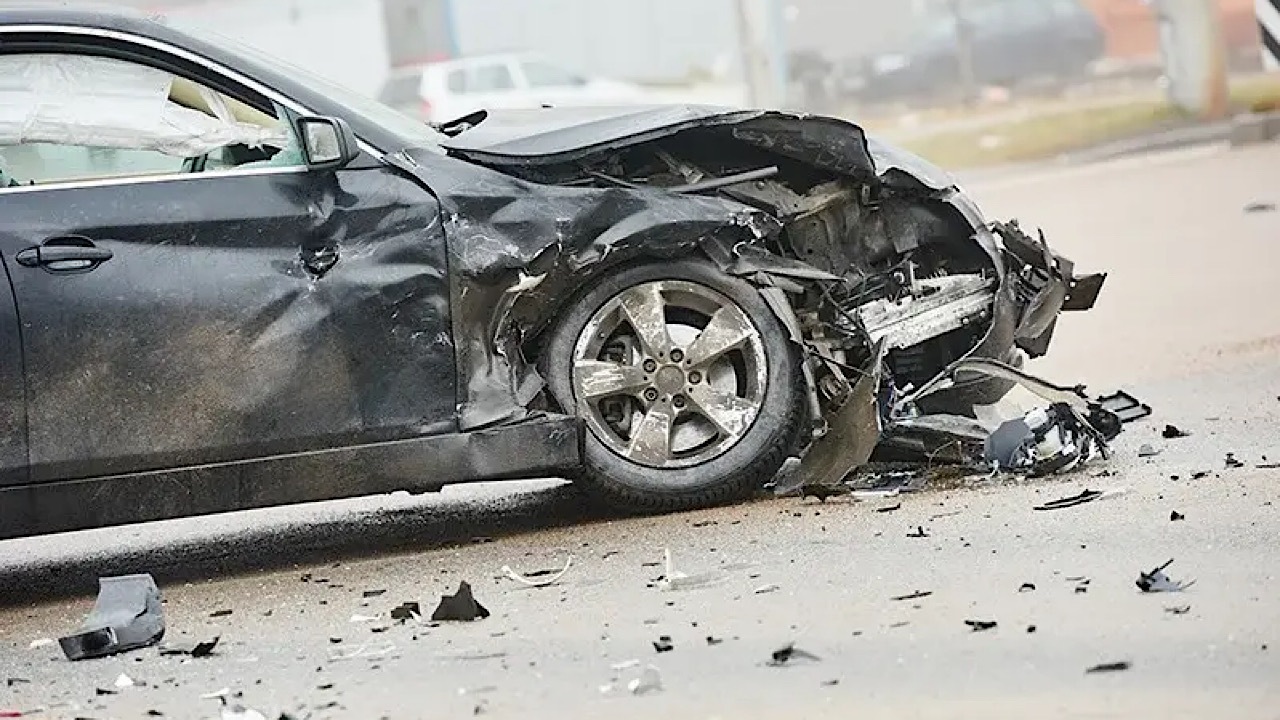 عدم رعایت فاصله طولی عامل ۷۲۰۰ فقره تصادف خسارتی تهران