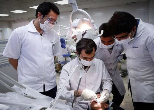 وزیر بهداشت در نامه‌ای به پزشکیان خواستار کاهش ظرفیت پزشکی شد