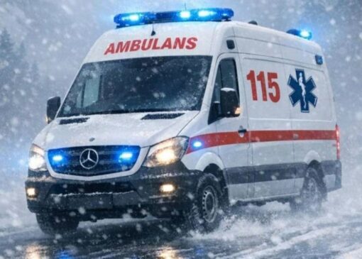 انجام مأموریت ۳ ساعته اورژانس ۱۱۵ کردستان برای انتقال ایمن مادر باردار در شرایط برفی