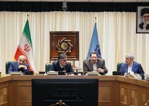 تکذیب استعفای دوباره فرزین