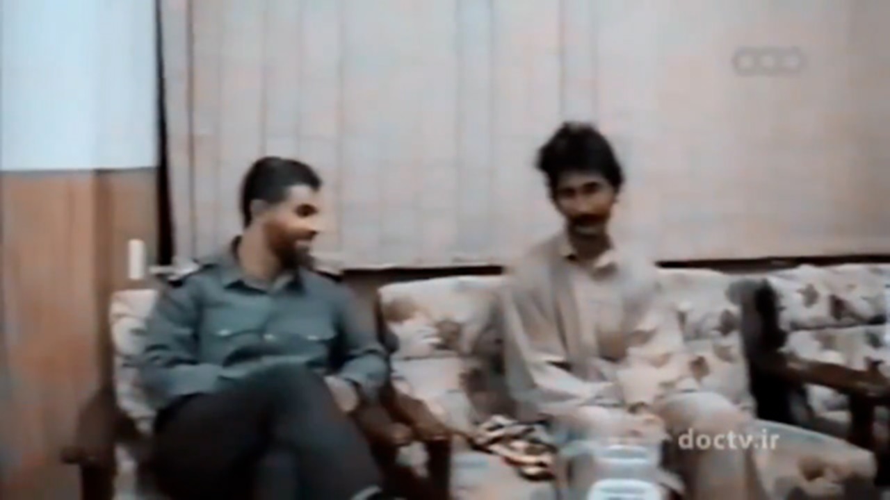 فیلمی از لحظه امان‌نامه گرفتن «عیدوک» از حاج قاسم