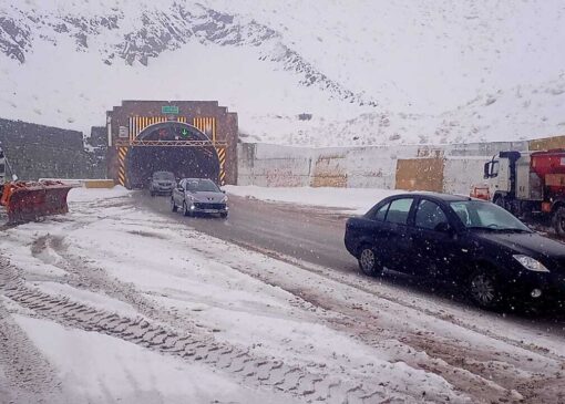 چالوس با بارش برف سفیدپوش شد + فیلم