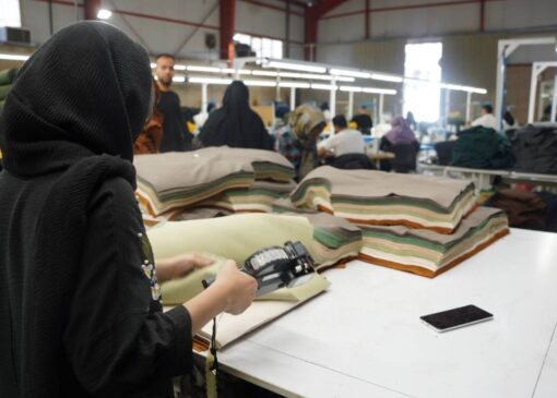 بانوان سرپرست خانوار منطقه۸ تحت پوشش برنامه‌های آموزشی و اشتغال‌محور